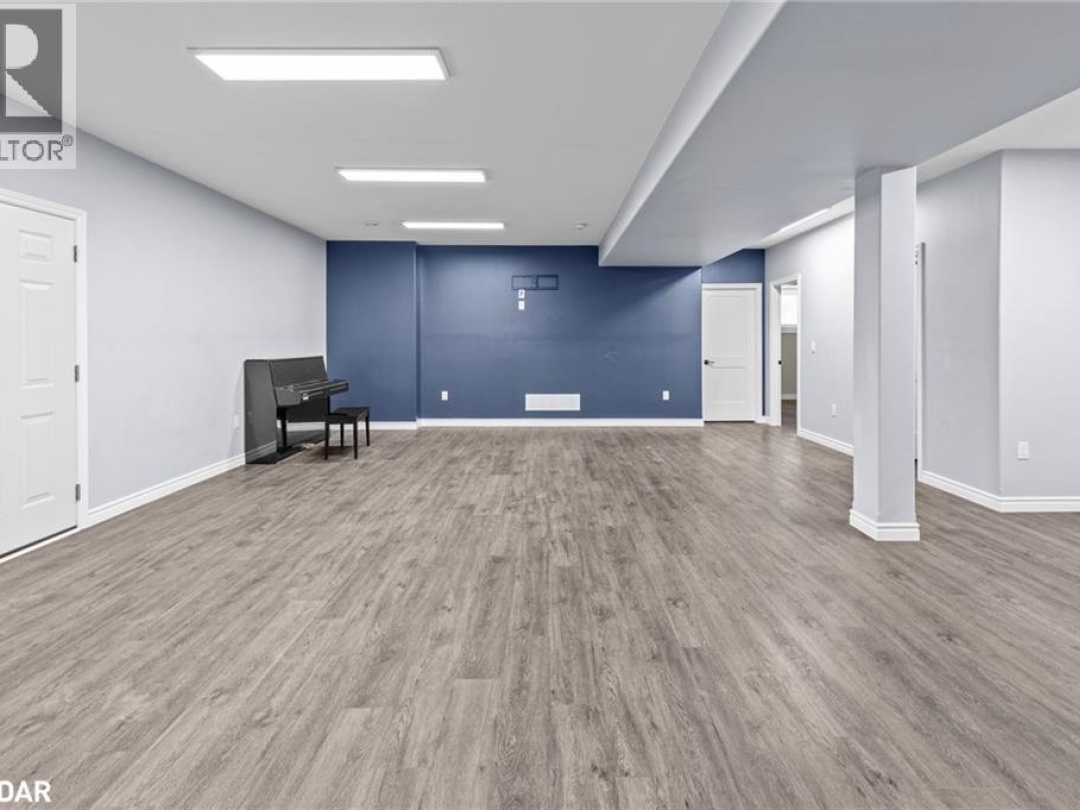 2326 FOXMEAD ROAD Road, 