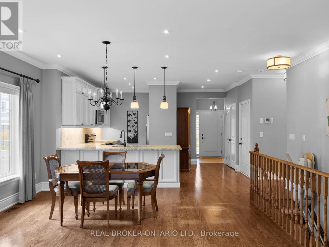 3315 BEACH CLUB BOULEVARD, 