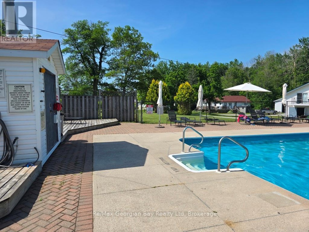 1230 GRANDVIEW LODG ROAD, Sparrow Lake