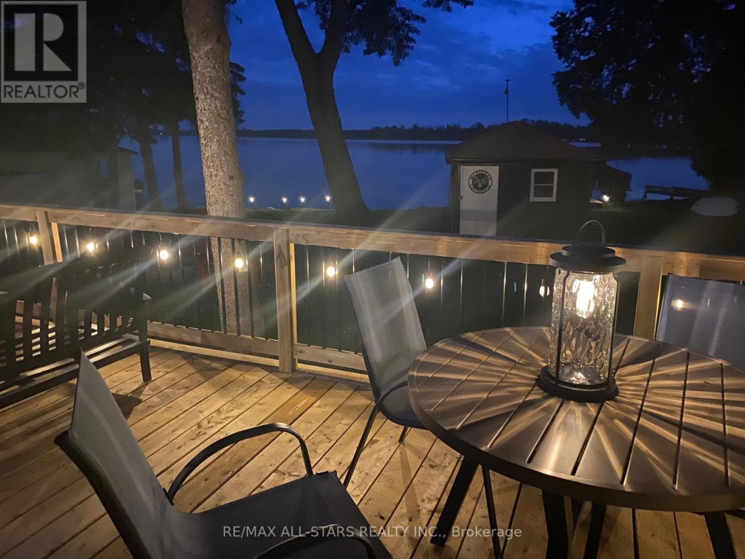 112 STURGEON GLEN ROAD, Sturgeon Lake