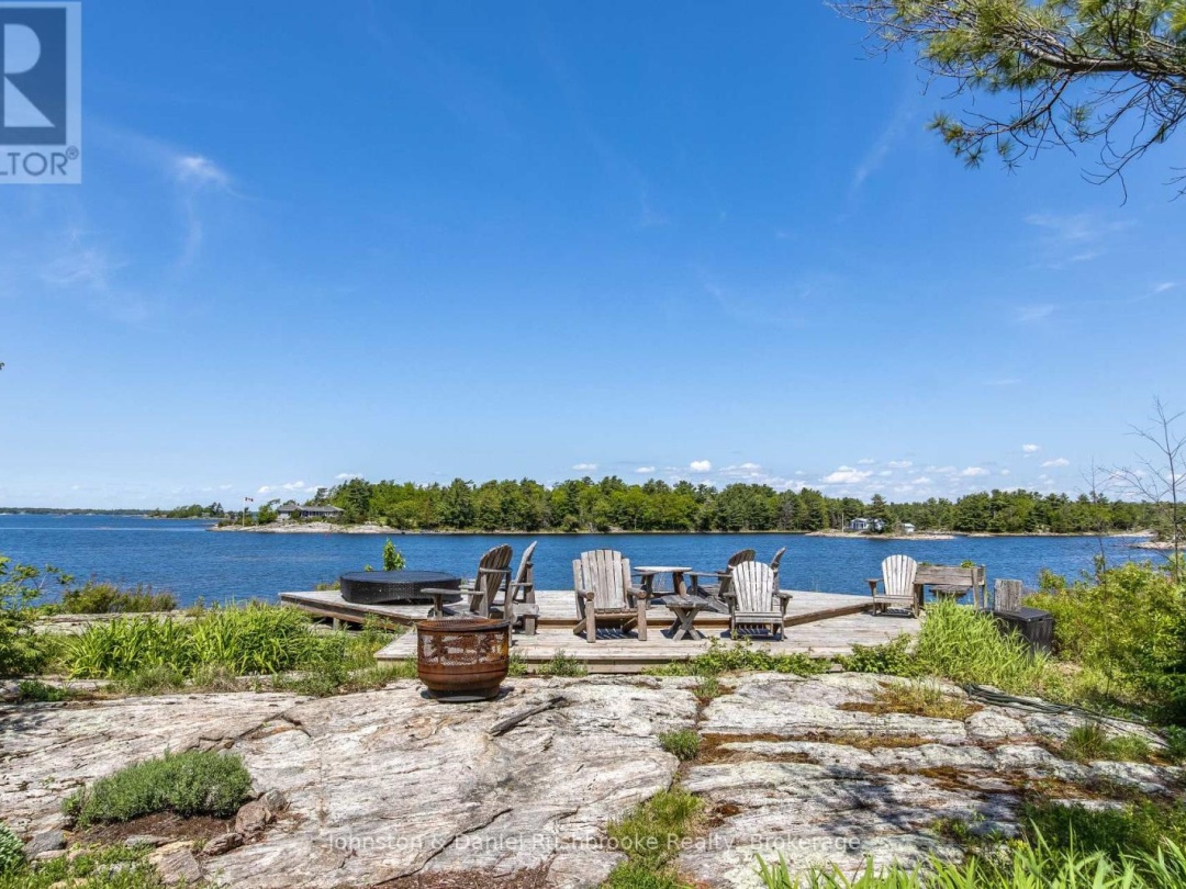 2 ISLAND 1210, Georgian Bay