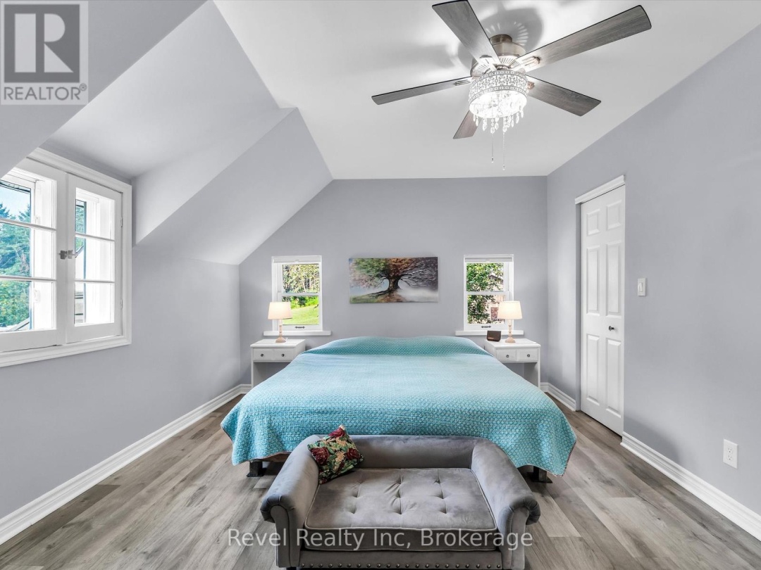 1070 OLD VICTORIA ROAD, 