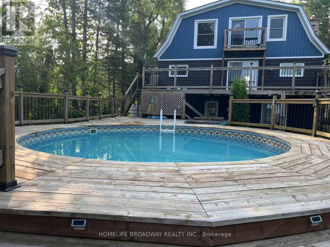 1389 PORTAGE ROAD, Mitchell Lake