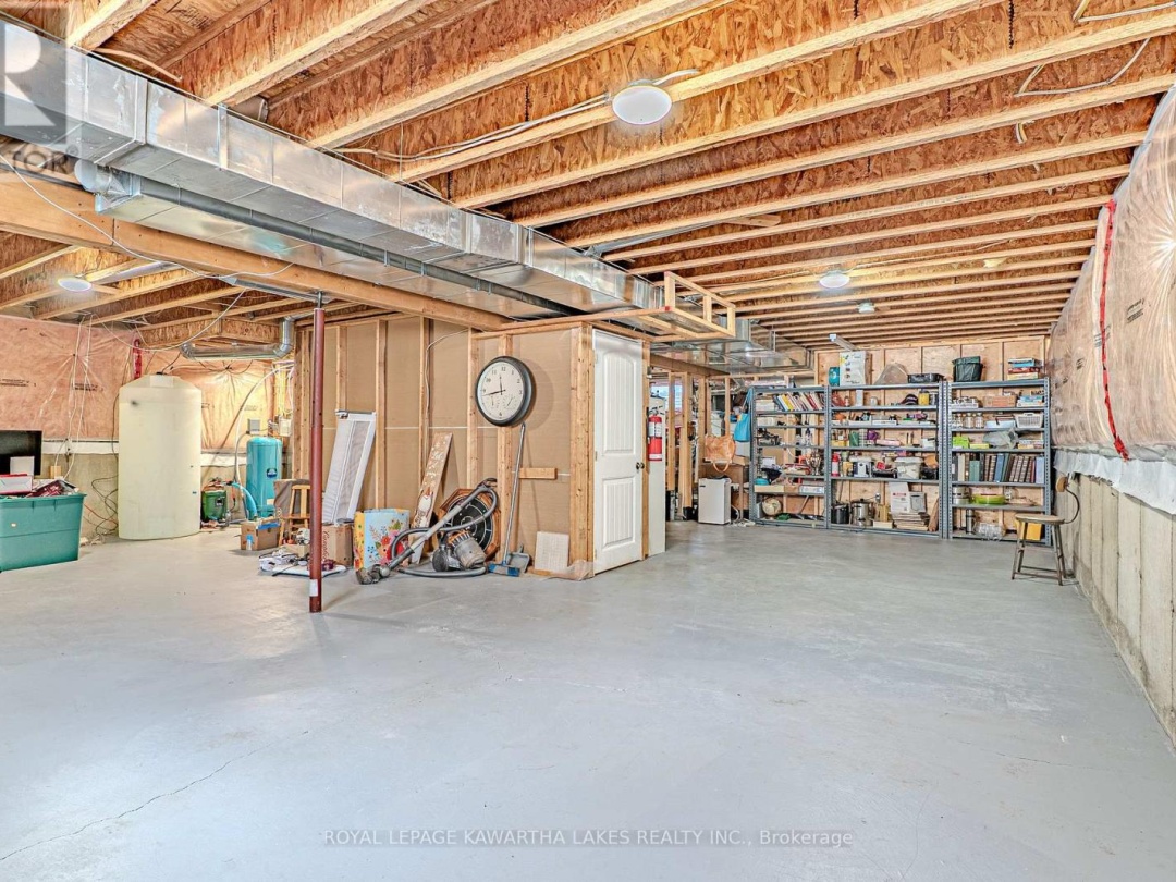 914 COUNTY RD 49, Trent Lakes