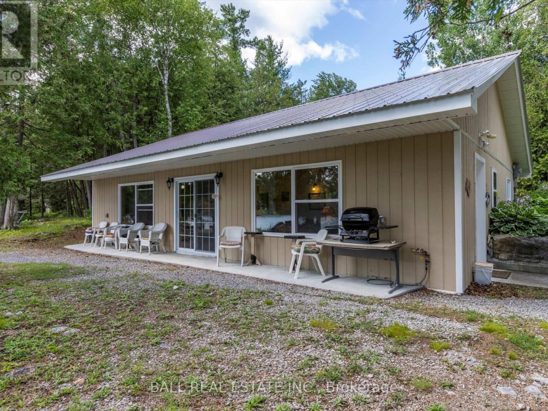1330 COUNTY RD 49, 