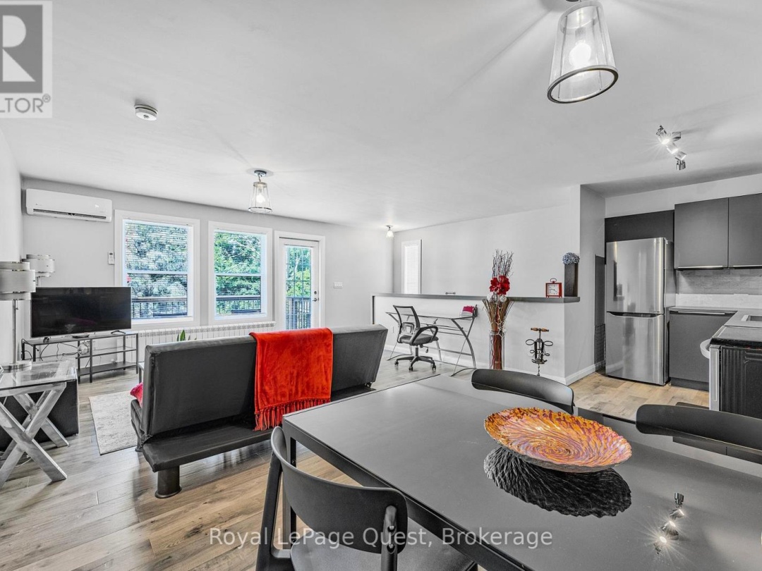 214 MISSISSAGA STREET W, 