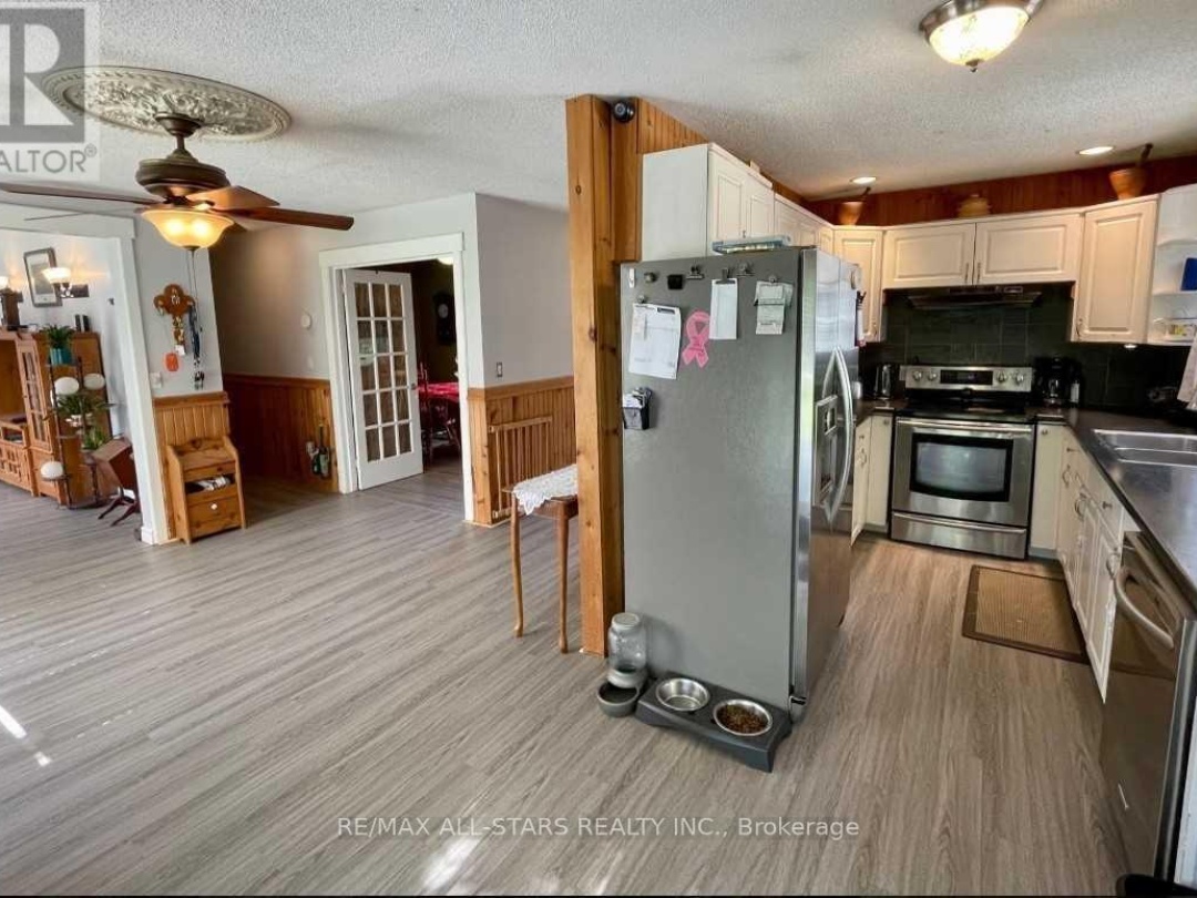 42 CEDAR BAY ROAD, Kawartha Lakes (Carden)
