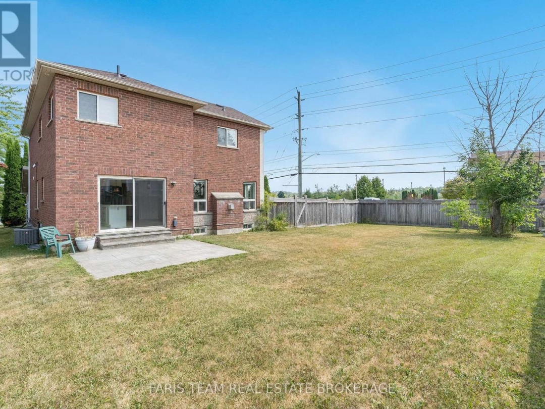 2 VANESSA DRIVE, Orillia