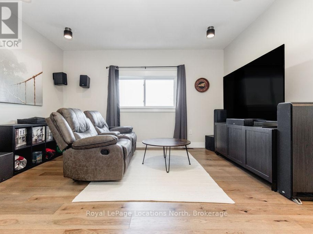 5385 8 LINE N, Oro-Medonte (Moonstone)