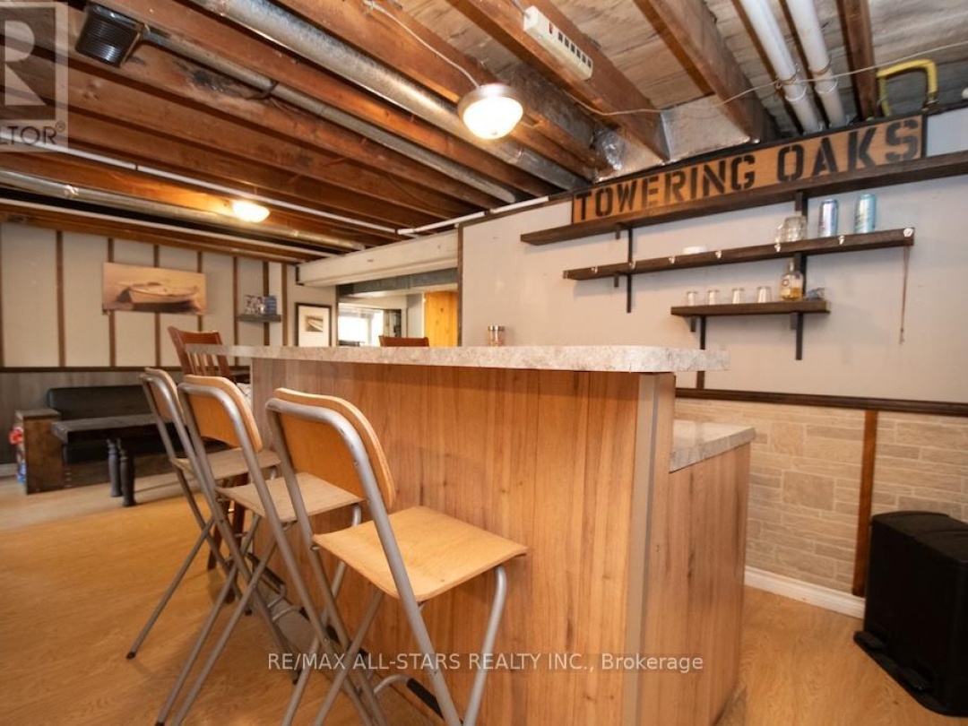1130 TOWERING OAKS DRIVE, Gull River