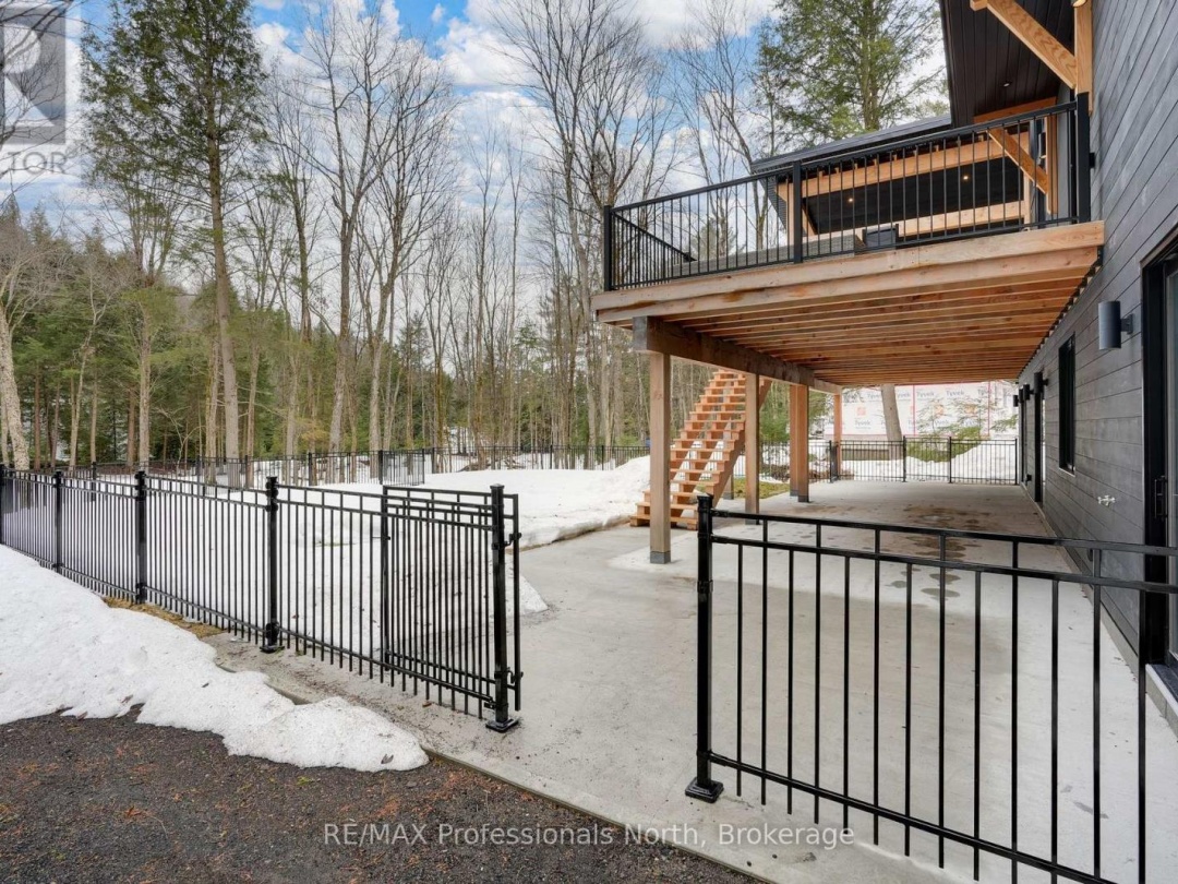 1192 HIGH FALLS ROAD, Muskoka River