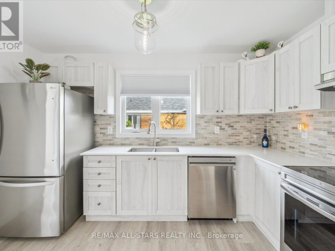 31 REYNOLDS DRIVE, Ramara (Atherley)