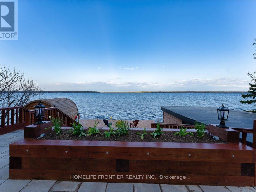 6 LAKEVIEW PARK ROAD, Sturgeon Lake