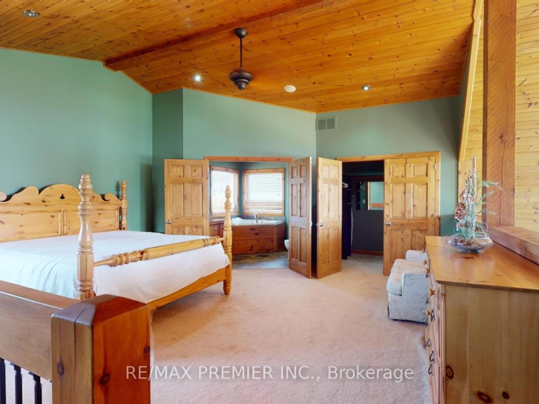 31 PARADISE BOULEVARD, Ramara