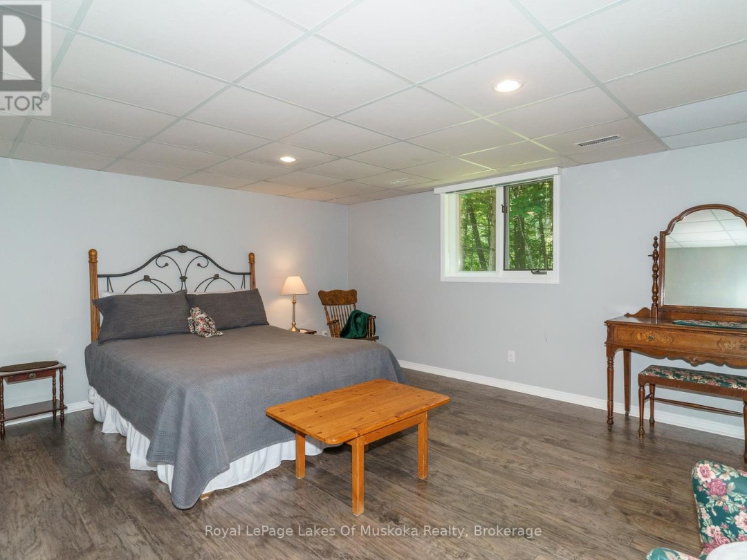 1020 AMELIA CRESCENT, Gravenhurst (Morrison)