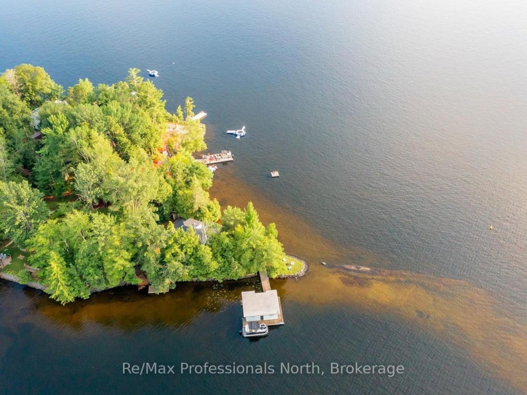 3-4 MB HENRY ISLAND, 