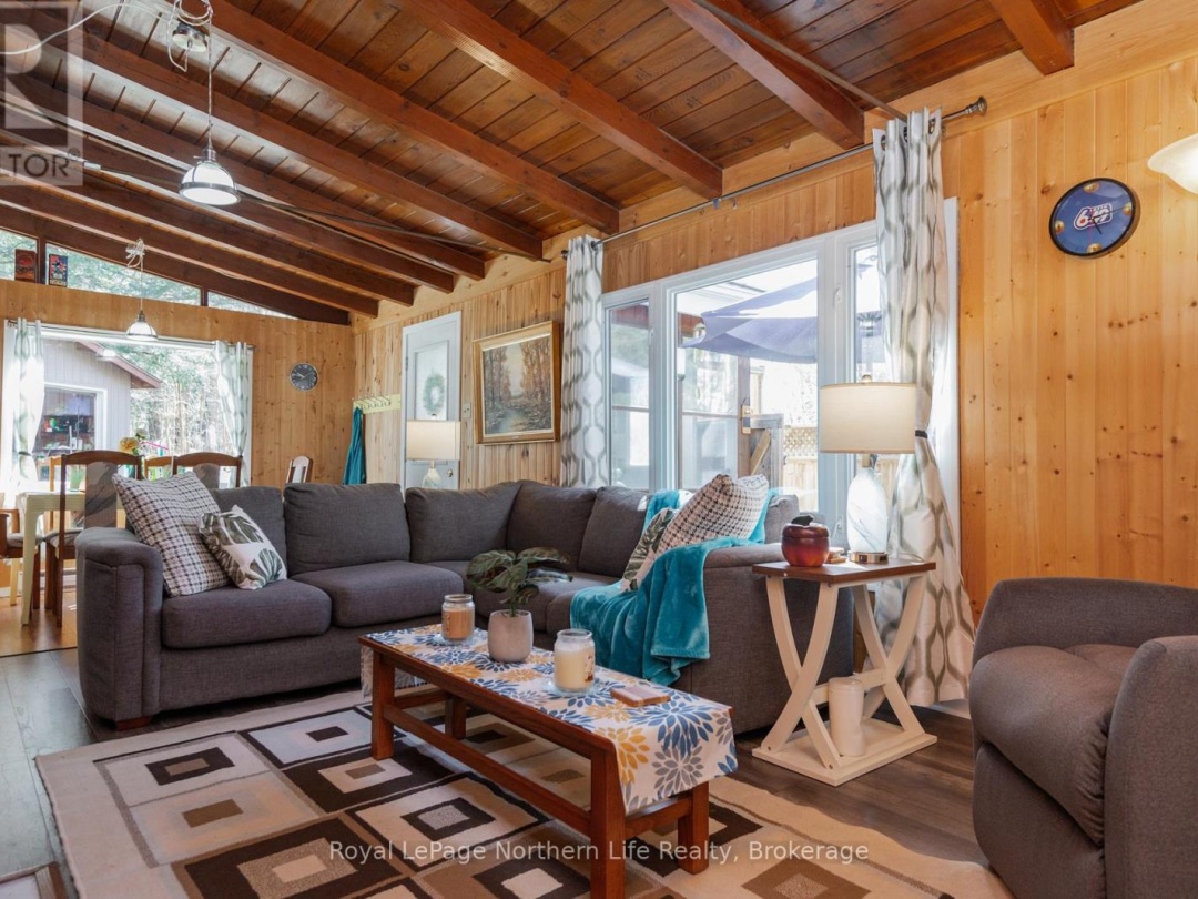 35 BRENNAN CIRCLE, Lake Vernon