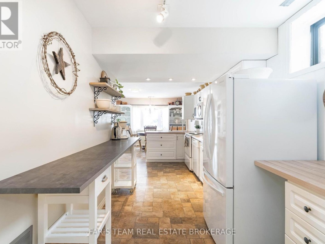 238 ROBINS POINT ROAD, Georgian Bay