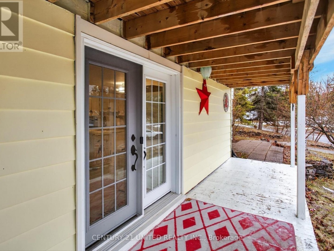 216 ALPINE LAKE ROAD, Pigeon Lake