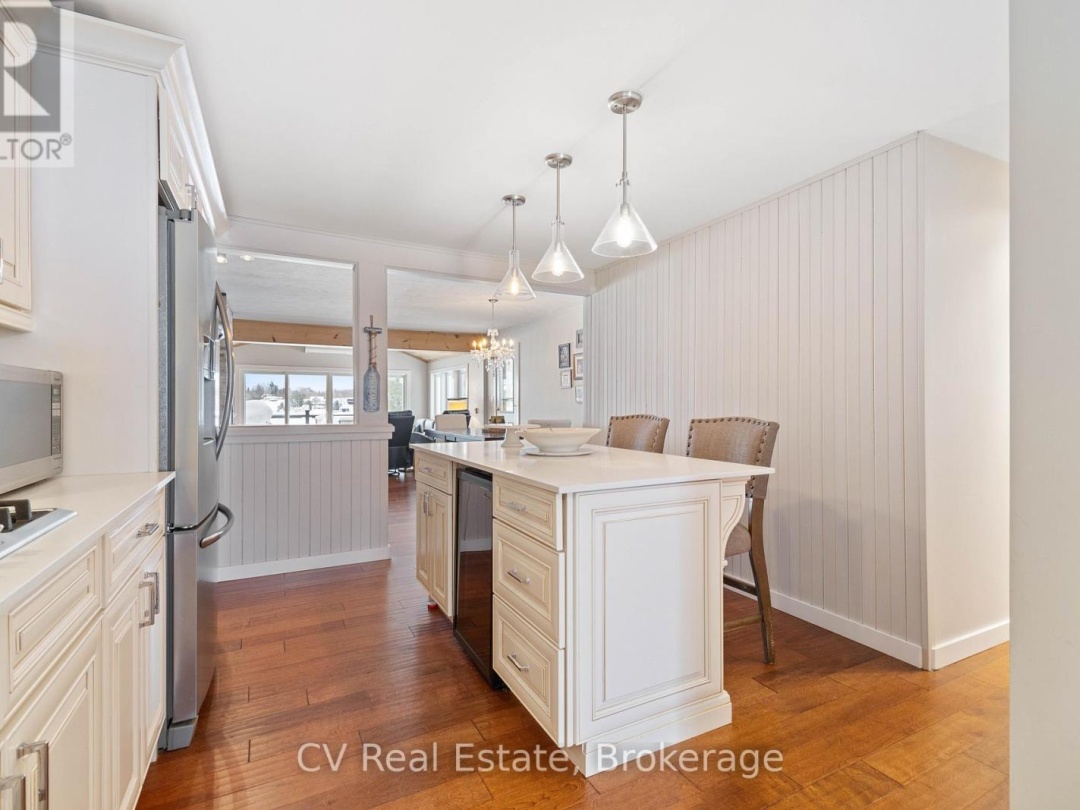 1166 PARKERS POINT ROAD, Lake Muskoka