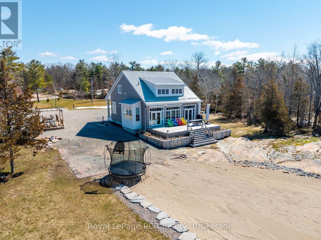 101 EVERGREEN LANE, Georgian Bay