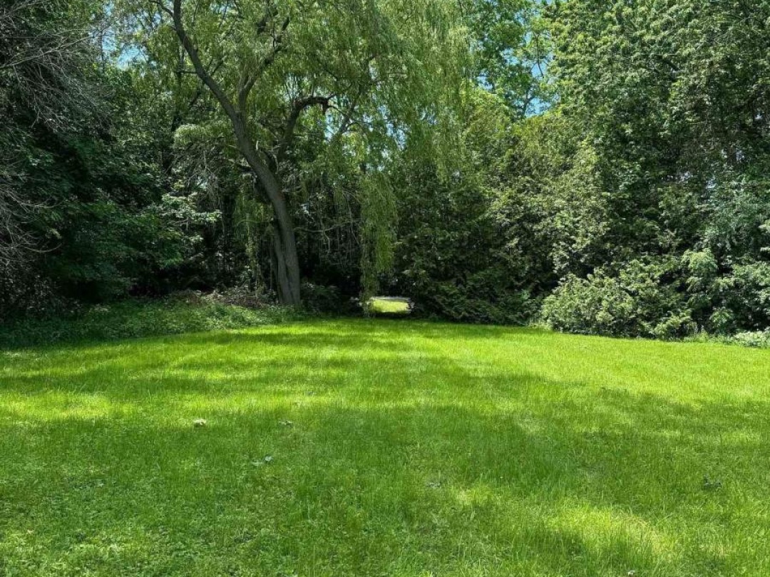 1879 LAKESHORE DRIVE, Ramara