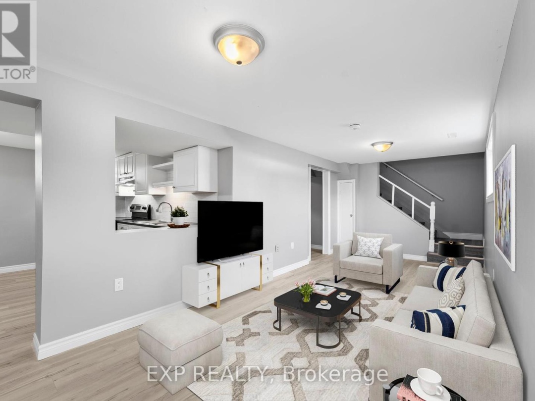143 WESTMOUNT DRIVE N, 