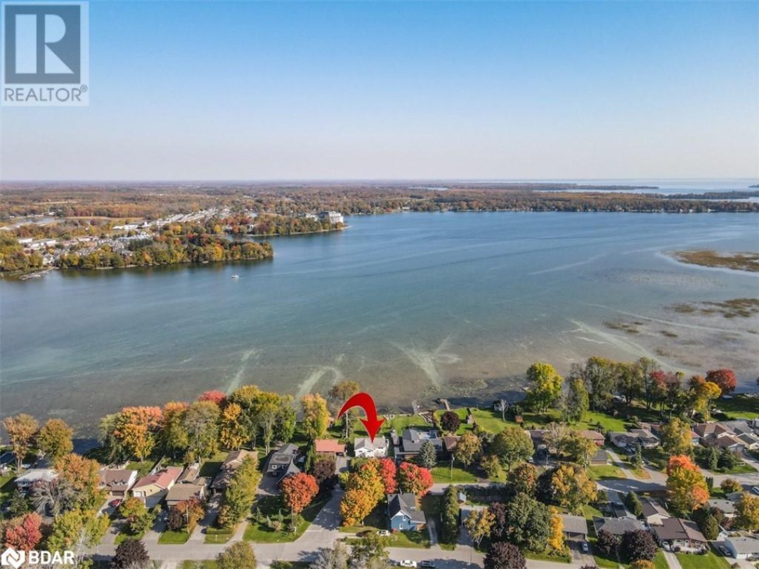 363 Macisaac Drive, Lake Simcoe