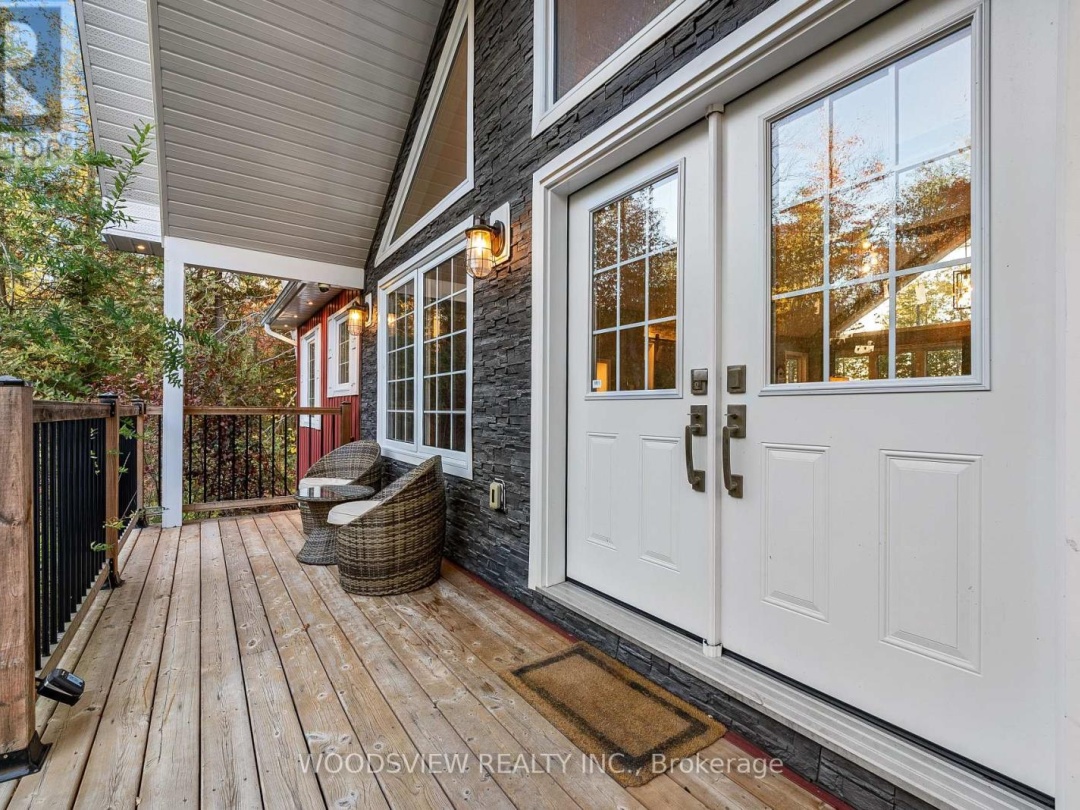 89 LITTLE SILVER WAY, 