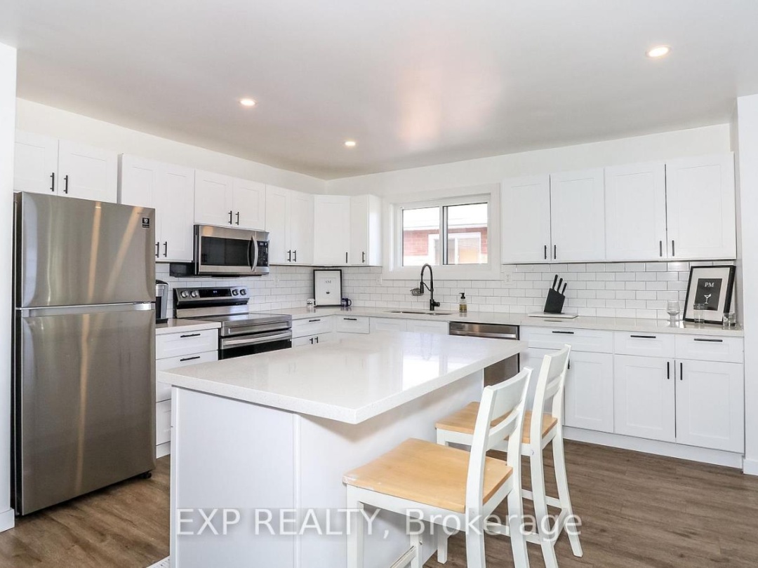 5 BOURGEOIS BEACH ROAD, Tay (Victoria Harbour)