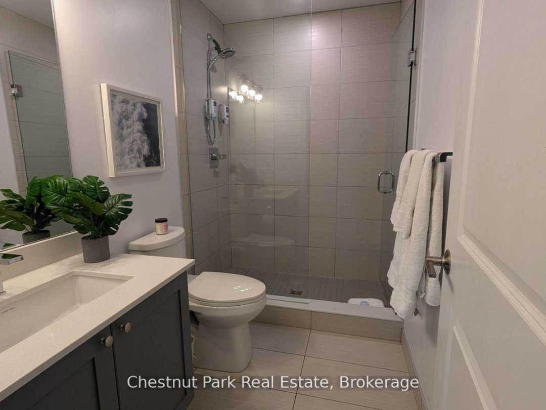 316 - 25 PEN LAKE POINT ROAD, Peninsula Lake