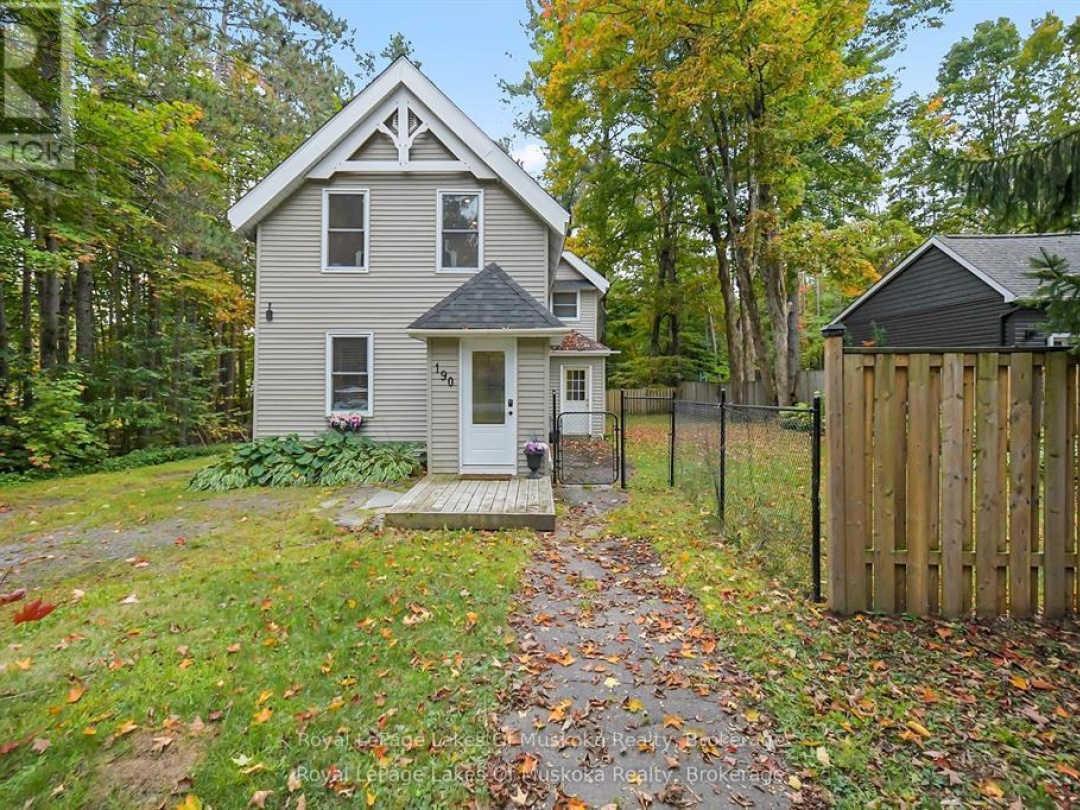 190 MAPLE STREET, Bracebridge (Macaulay)
