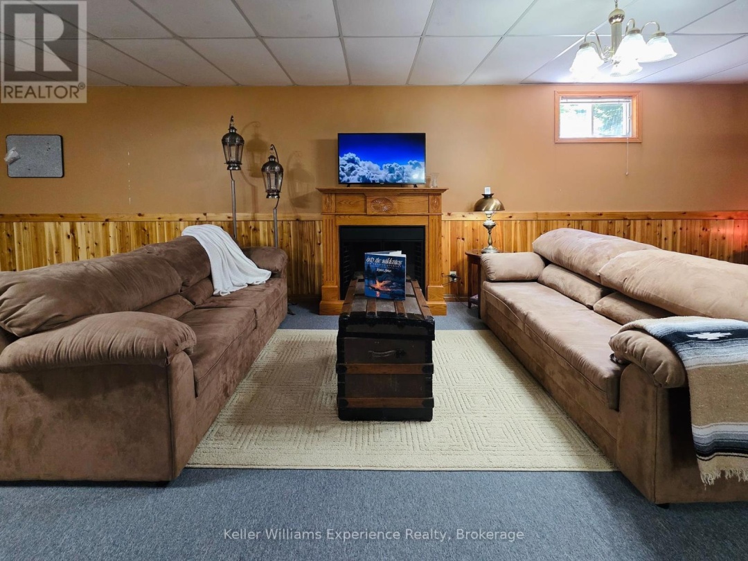 1186 FALKENBURG ROAD, 