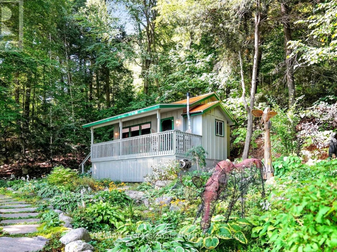 2718 WILKINSON ROAD, Kennisis Lake