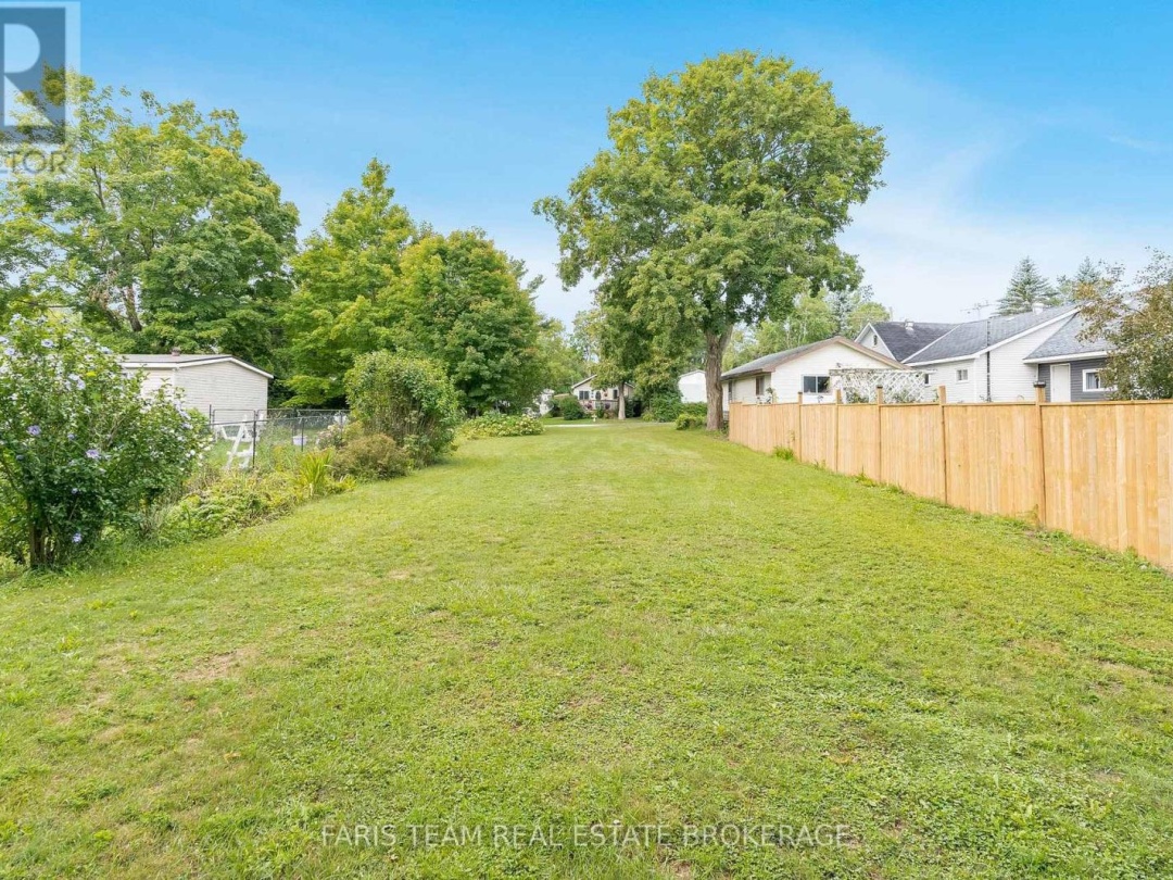 305 OUIDA STREET, Tay (Waubaushene)