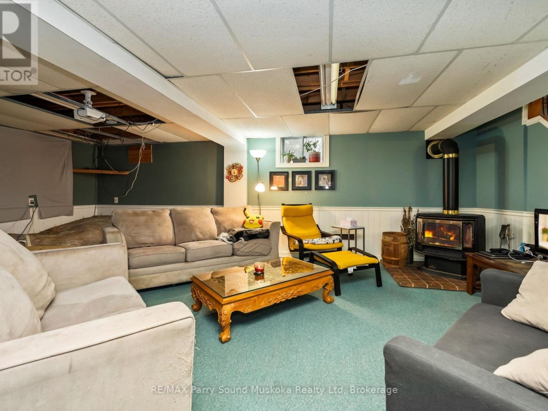 54 PINERIDGE DRIVE, McDougall