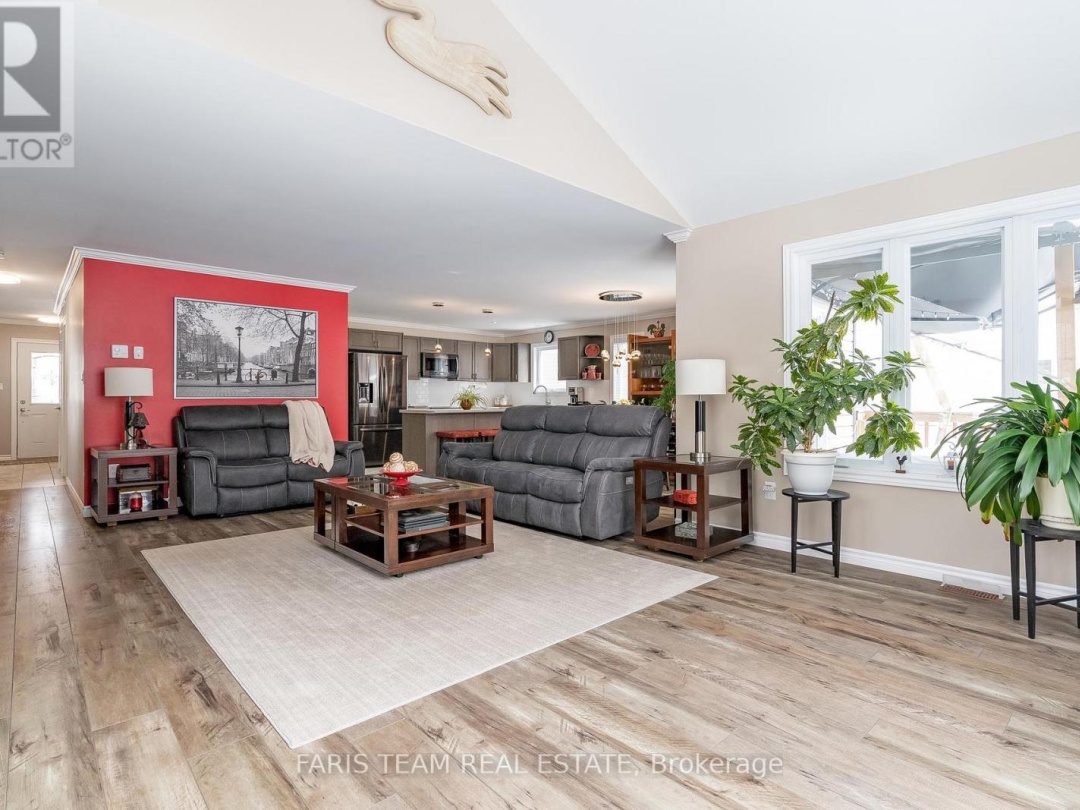 145 Pineridge Gate, Gravenhurst (Muskoka (S))