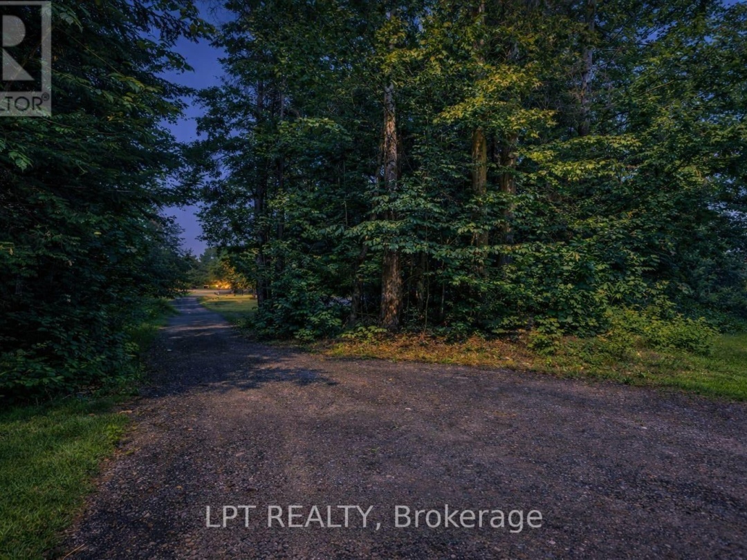 92 TATE'S BAY ROAD, Trent Lakes