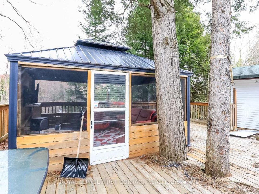 1088 COLONY ROAD, South Branch Muskoka River