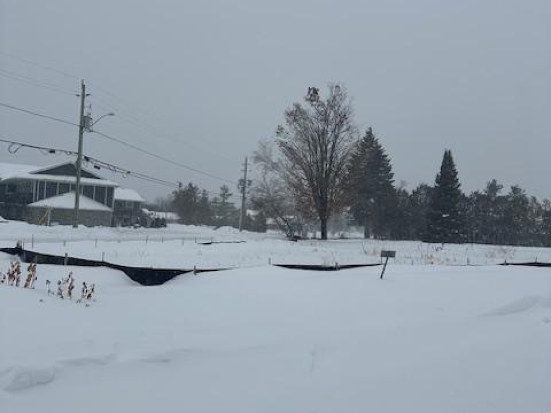 108 MAIN STREET, Kawartha Lakes (Bobcaygeon)