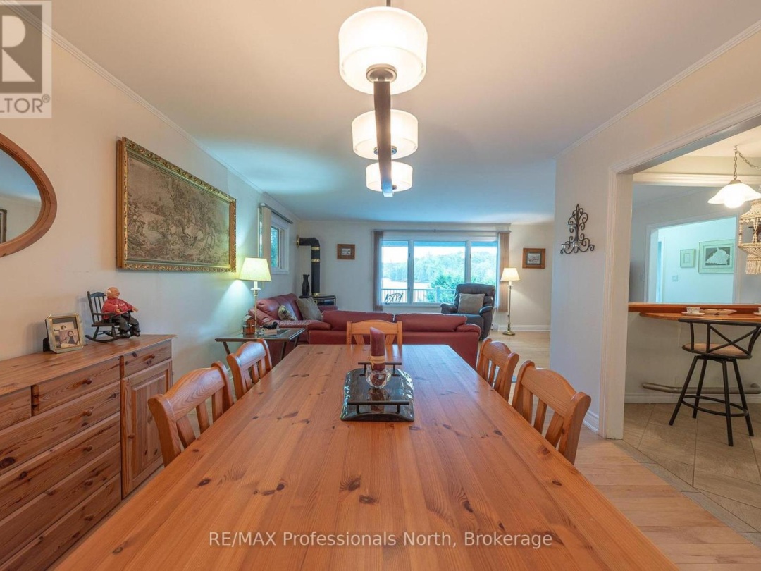 1981 HORSESHOE LAKE ROAD, 