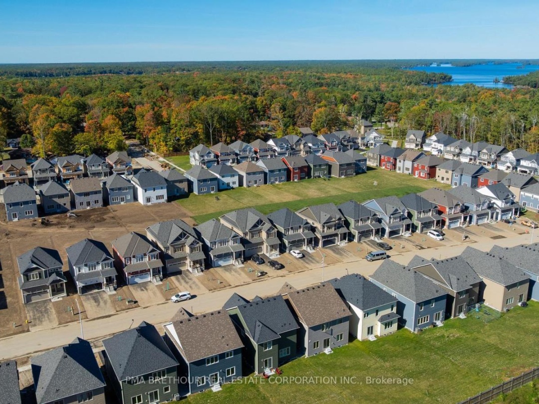 400 BEECHWOOD FOREST LANE, 