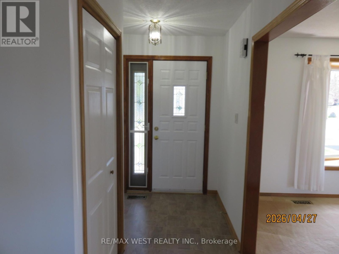 346 LAKELAND CRESCENT SE, Brock (Beaverton)