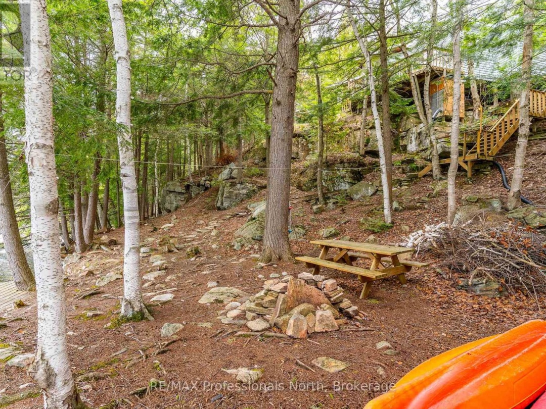 1201 TRELLIS TRAIL, Bob Lake