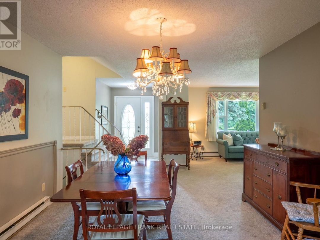 383 OLD SURREY LANE, Pigeon Lake