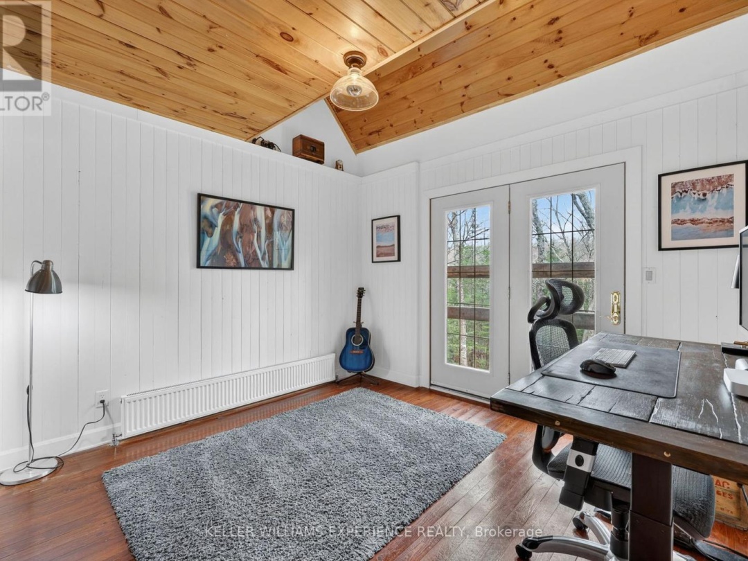 1115 SHERWOOD FOREST ROAD, Muskoka River