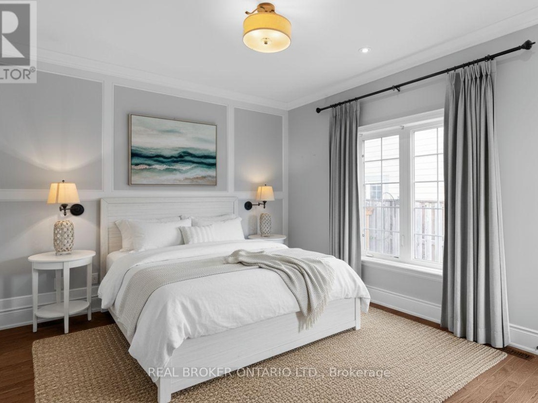 3315 BEACH CLUB BOULEVARD, 