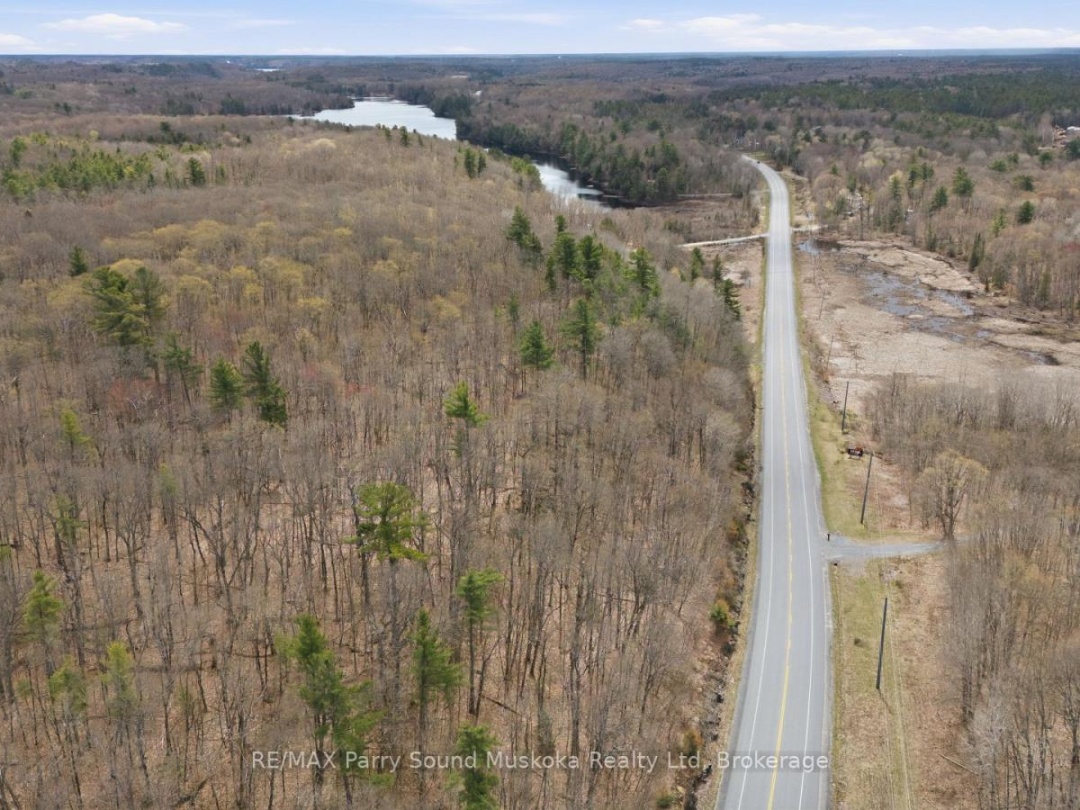 25 LAKE RIDGE ROAD, Bell Lake
