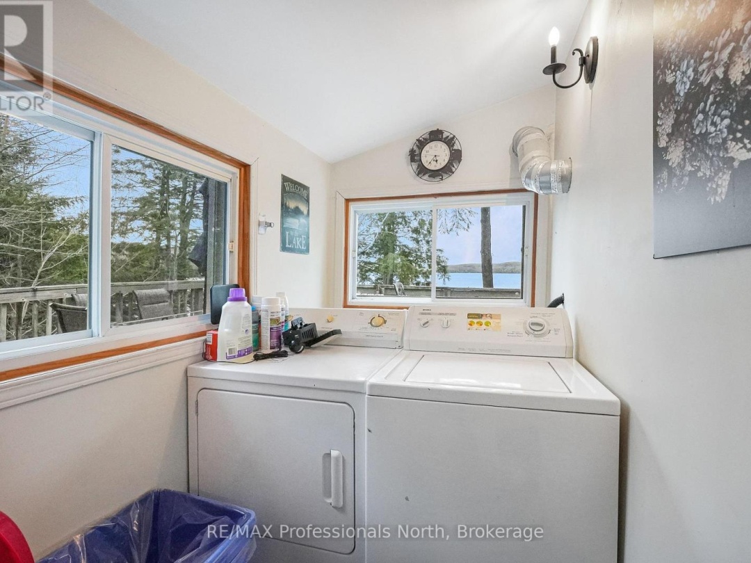 1110 MISKWABI LAKE ROAD, Miskwabi Lake