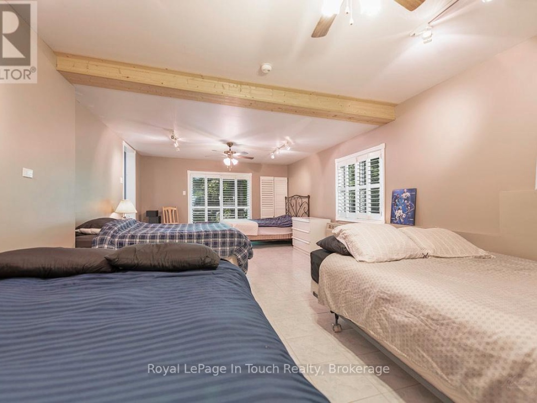 285 CROOKED BAY ROAD, Georgian Bay (Baxter)